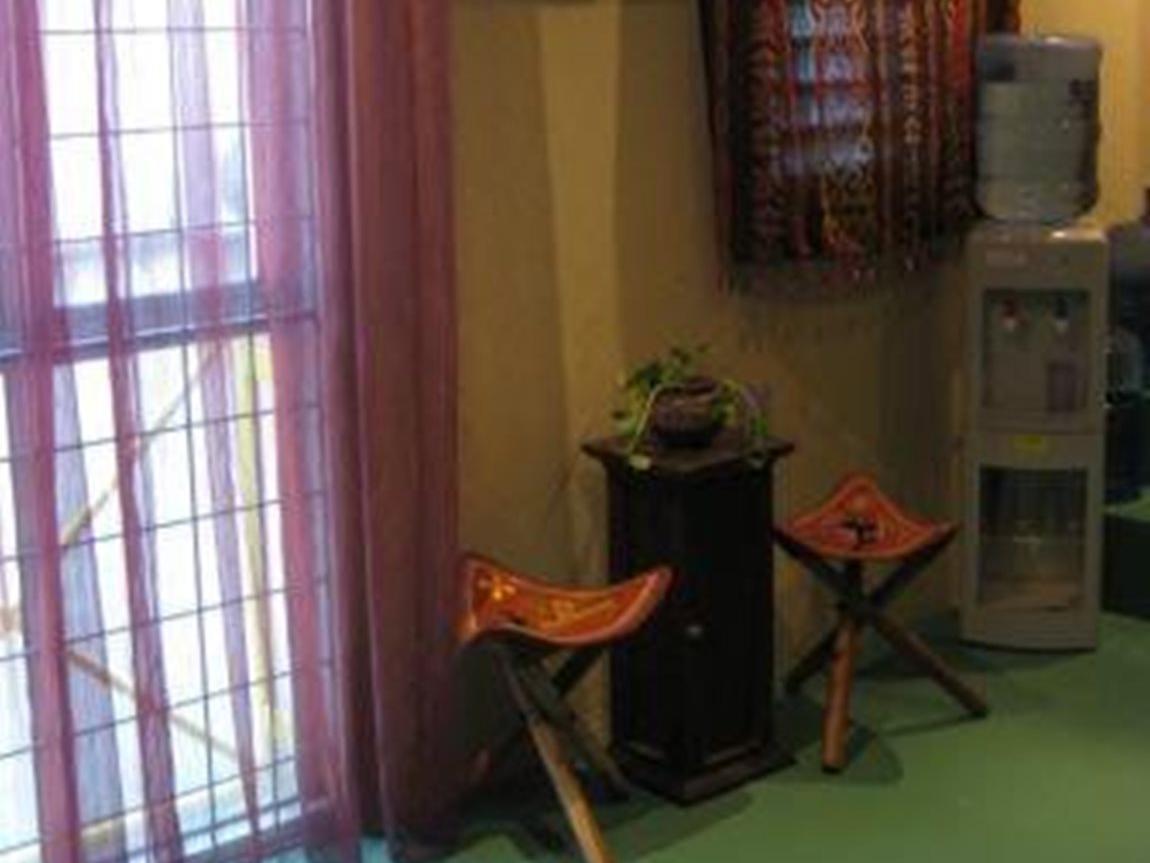 Beds Guesthouse Hostel Кучінг Екстер'єр фото